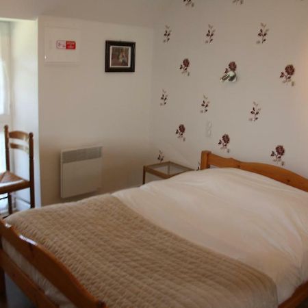 Auberge De Saint Julien Aux Bois Eksteriør billede