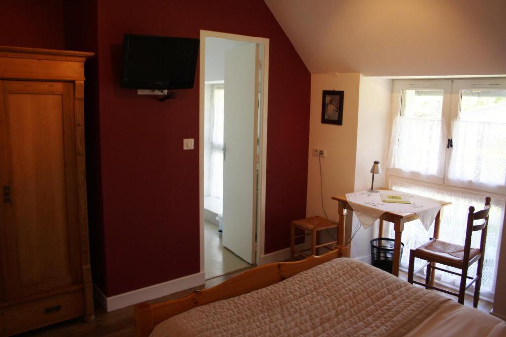 Auberge De Saint Julien Aux Bois Værelse billede