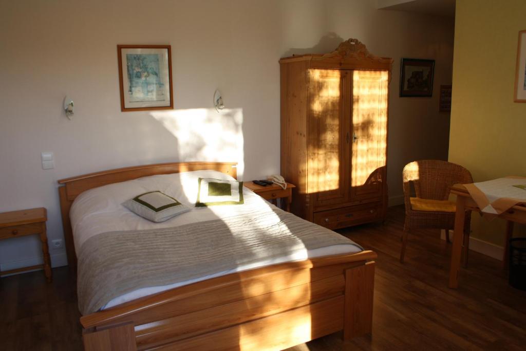 Auberge De Saint Julien Aux Bois Værelse billede